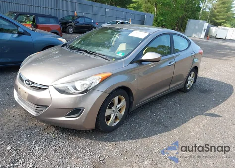 2013 Hyundai Elantra Gls z USA, uszkodzony, nr VIN 5NPDH4AE5DH245137
